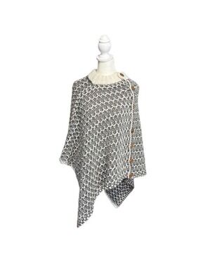 Simply Noelle Chunky Knit Mock Neck Side Button Poncho Shawl Sweater Size OS